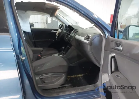 2018 Volkswagen Tiguan 2.0T S из США, поврежденный, VIN 3VV1B7AX3JM021346